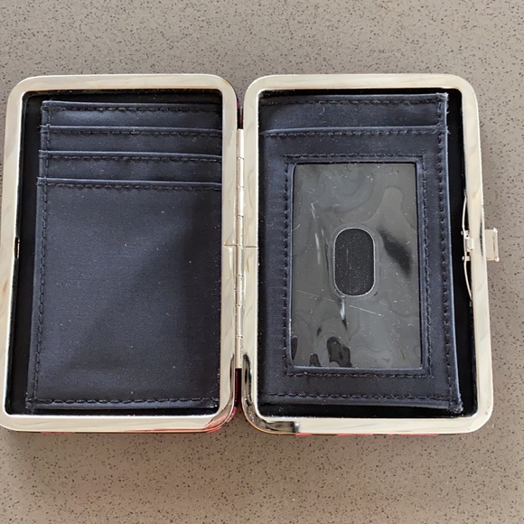 Pink Leopard Cardholder - Picture 2 of 5